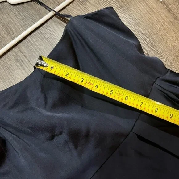 🫐 Gorgeous Gown from Revolve! - Picture 12 of 12